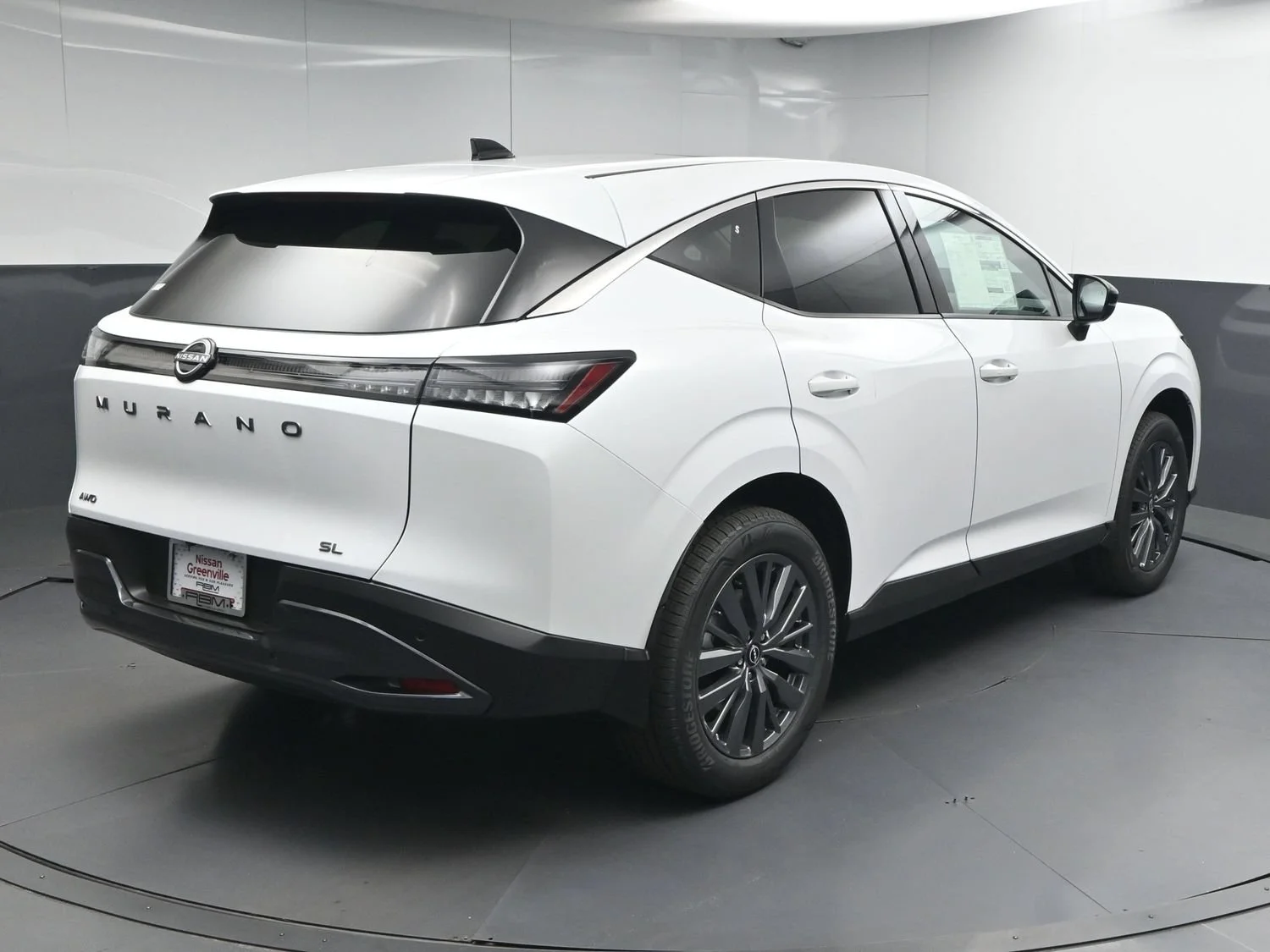 New 2026 Everest White Pearl TriCoat Nissan SL image 7