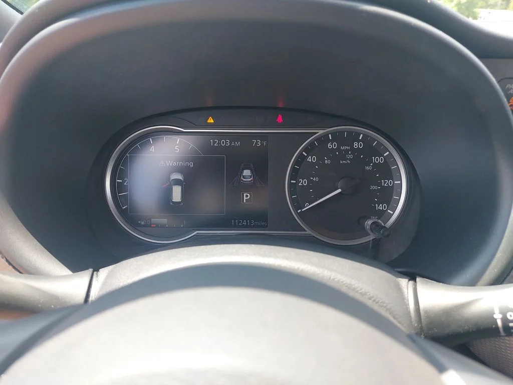 Used 2020 White Nissan SV image 18