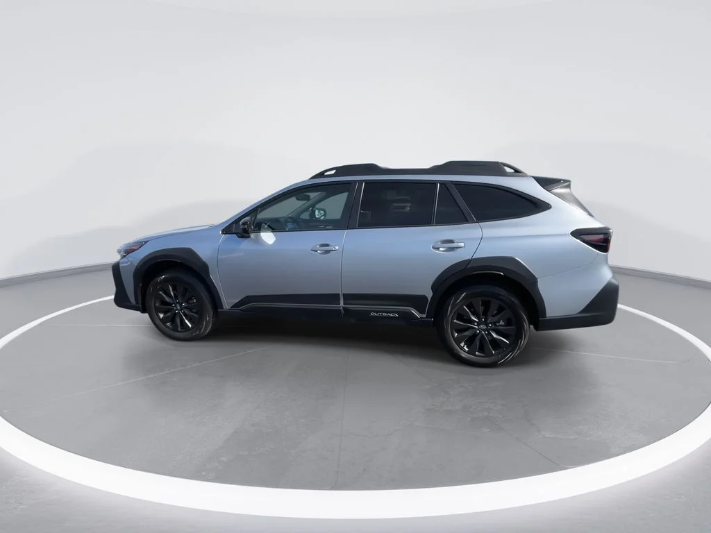 Used 2024 Silver Subaru Onyx Edition XT image 5