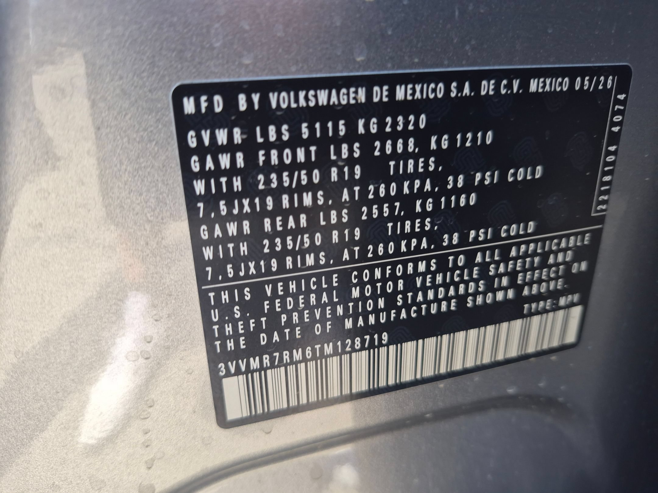 New 2026 Pyrite Silver Metallic Volkswagen SE image 30