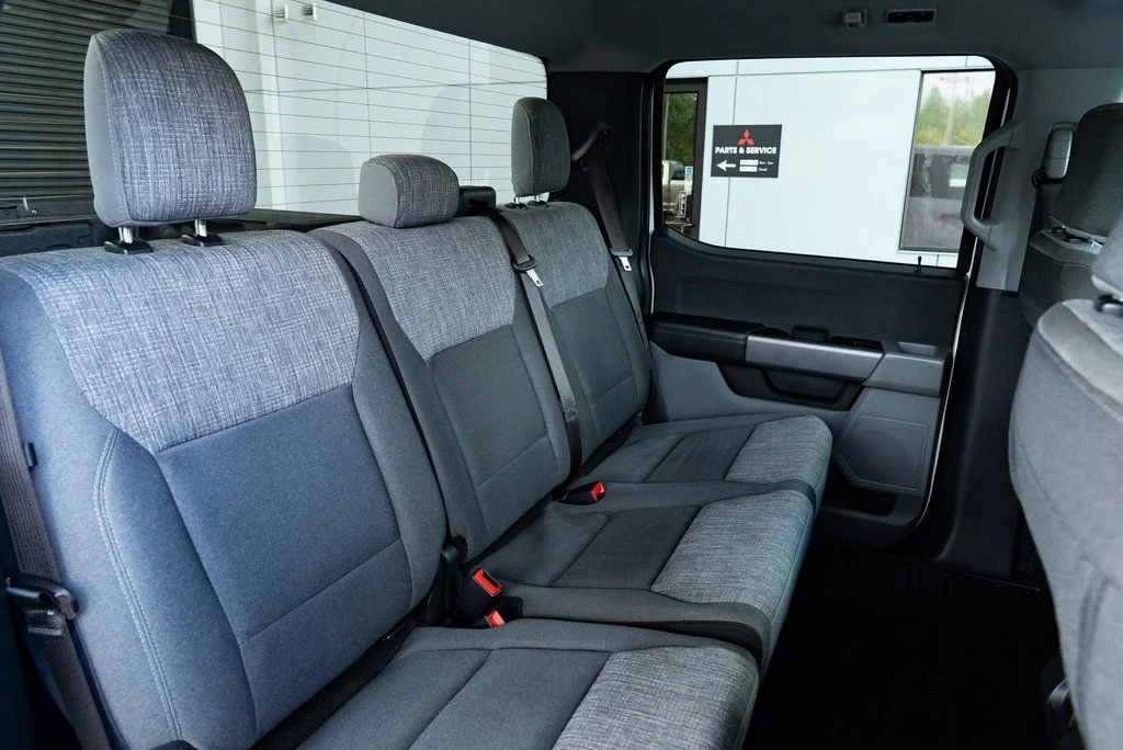 Used 2022 White Ford XLT image 25