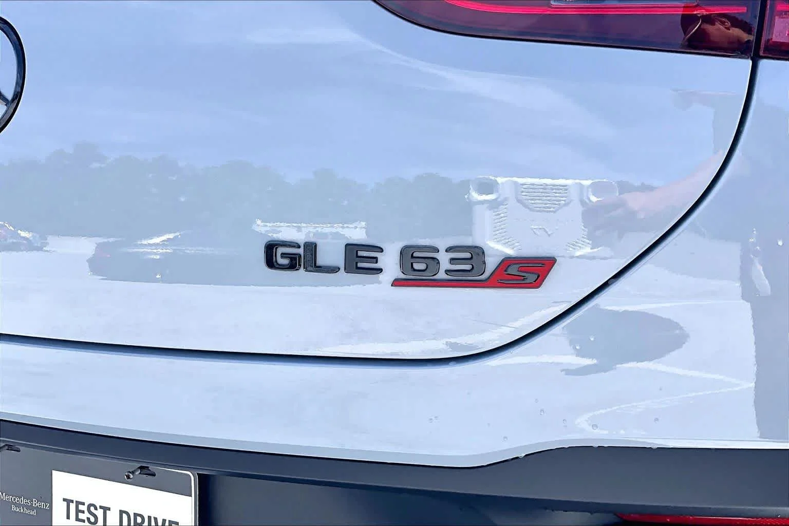 Used 2025 MANUFAKTUR Alpine Grey Mercedes-Benz AMG® GLE 63 S image 30