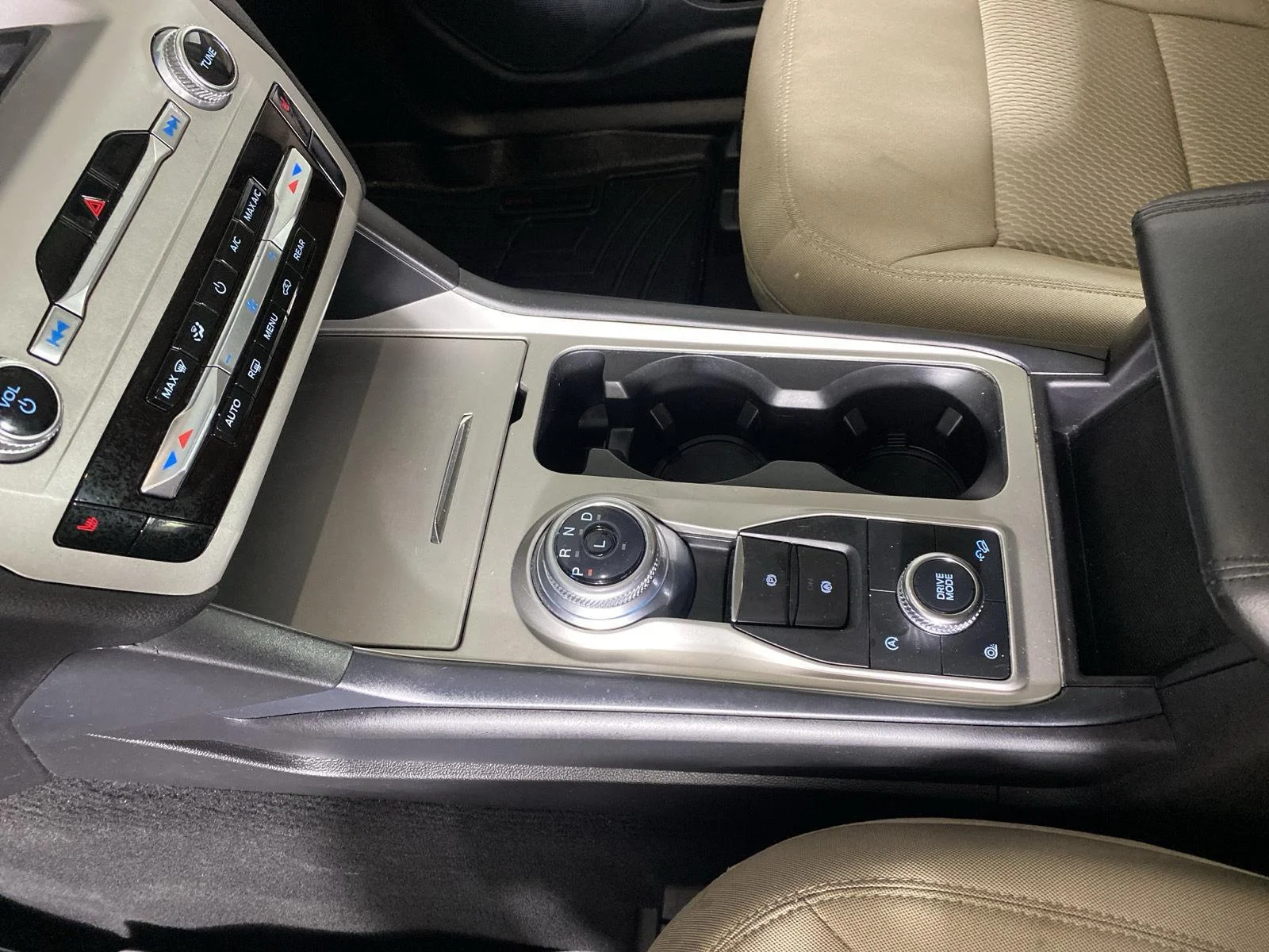 Used 2023 Agate Black Ford XLT image 24