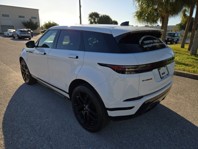 Used 2026 Fuji White Land Rover Dynamic SE image 3