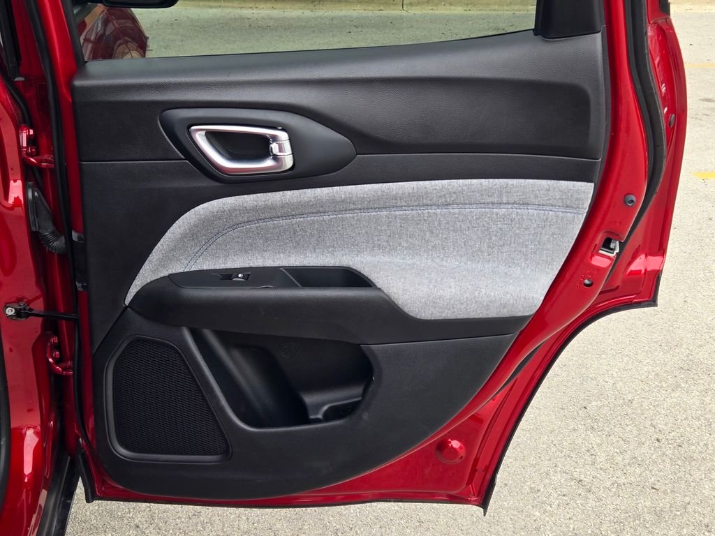 2025 Jeep Compass Latitude - Photo 14