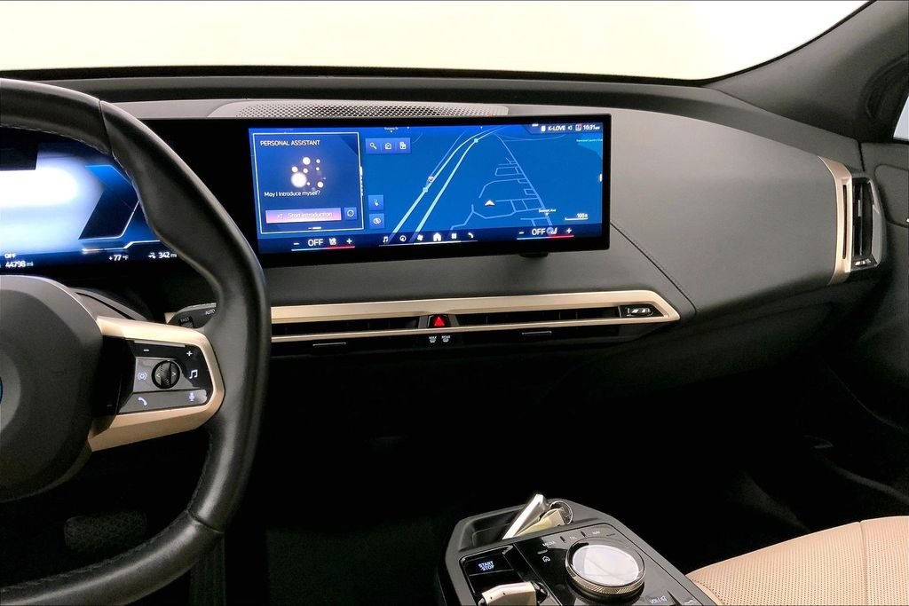 Used 2024 Dark Graphite Metallic BMW  image 5