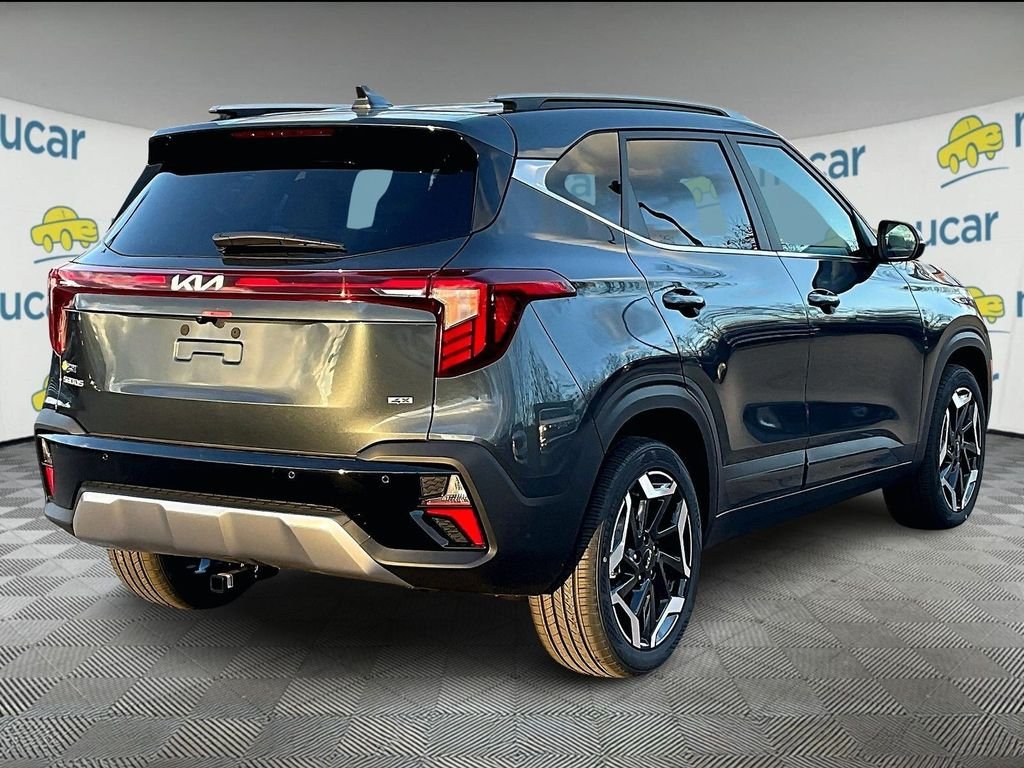 Used 2026 Gravity Gray Kia SX image 7