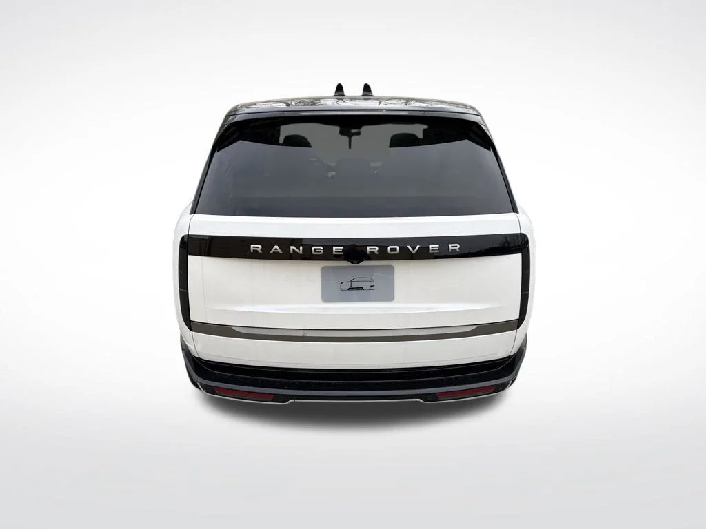 New 2025 White Land Rover SE image 7