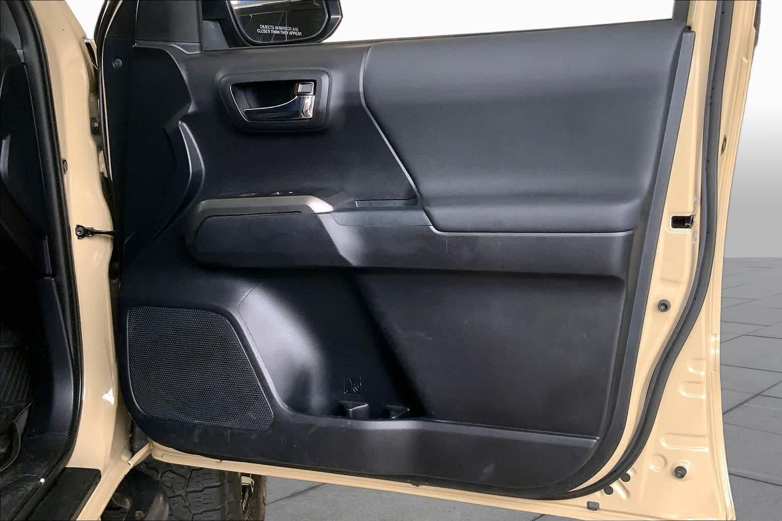 Used 2018 Quicksand Toyota TRD Sport image 22