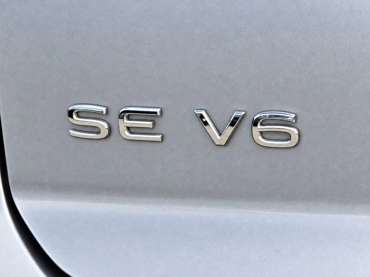2022 Volkswagen Atlas Cross Sport SE w/Tech - Photo 6