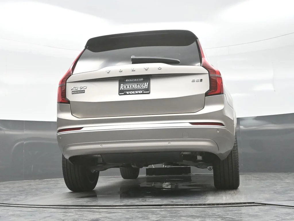 Used 2026 Bright Dusk Volvo Plus image 27