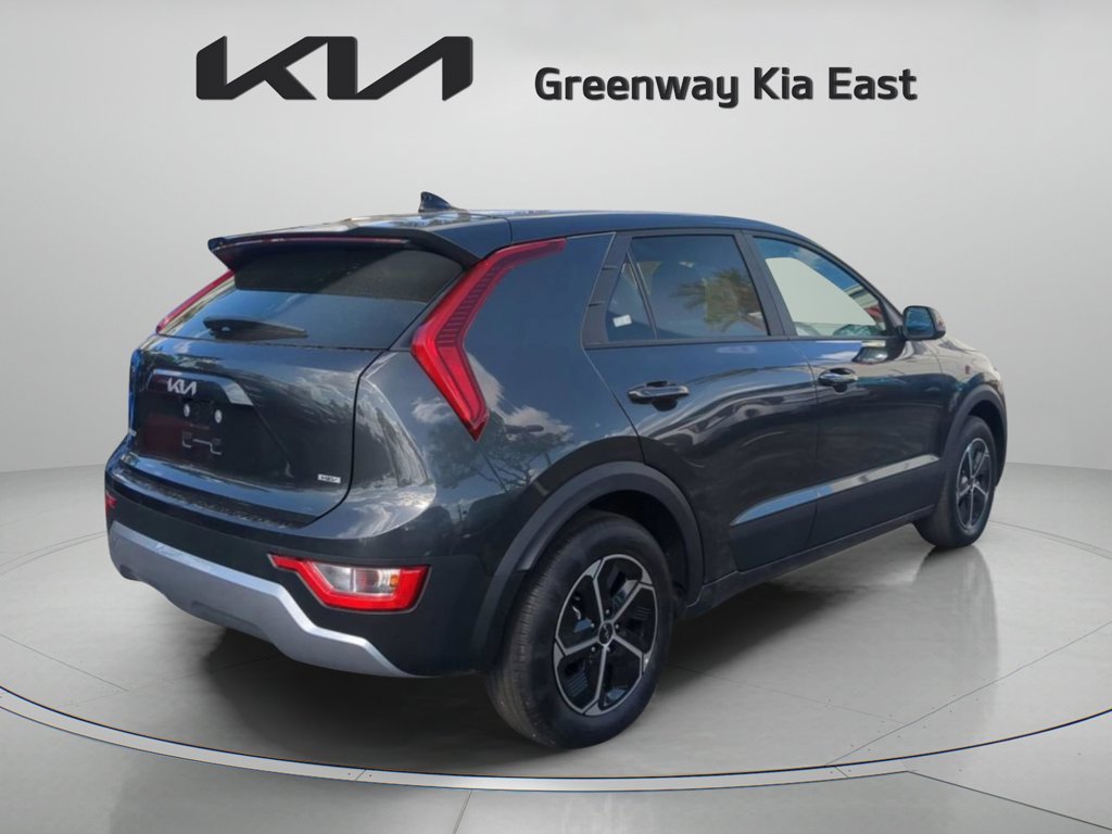 2026 Kia Niro LX - Photo 9