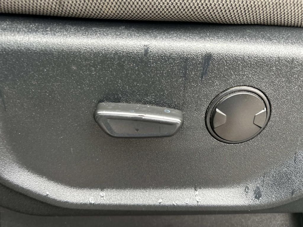Used 2020 Stone Ford XLT image 27