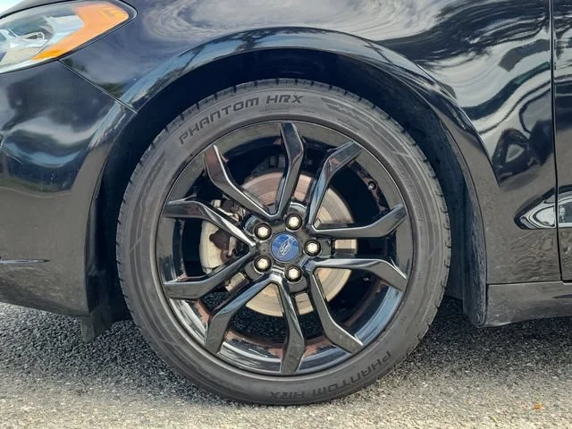 2019 Ford Fusion SE - Photo 6