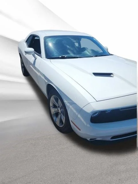 Certified Used 2020 White Knuckle Clearcoat Dodge SXT image 4