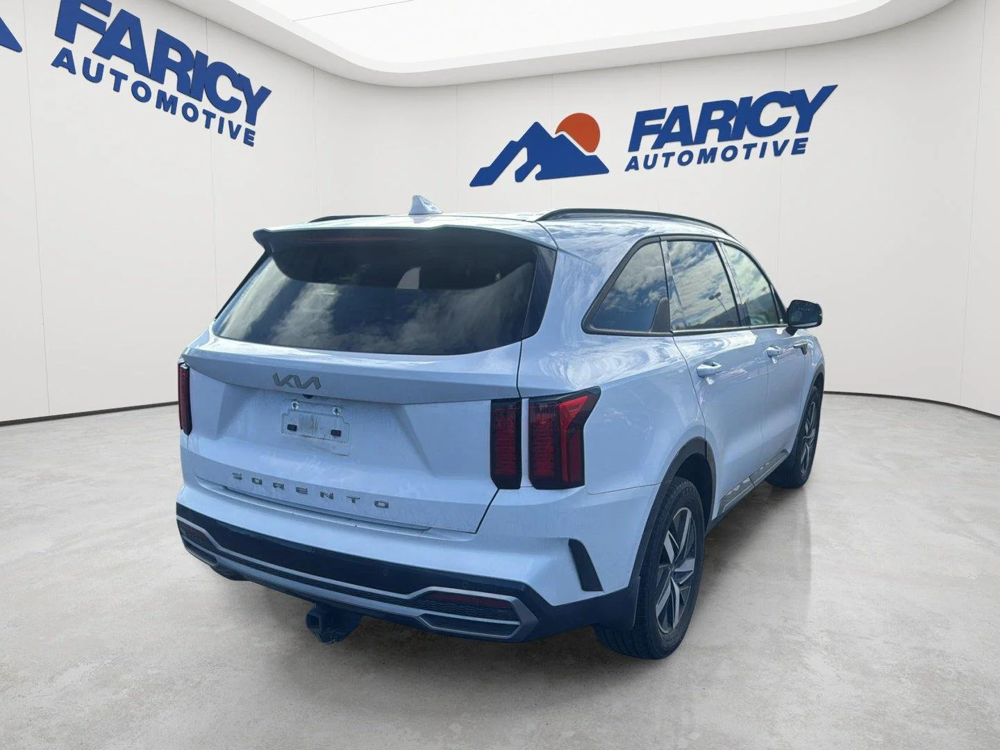 Used 2022 Glacial White Pearl Kia S image 6