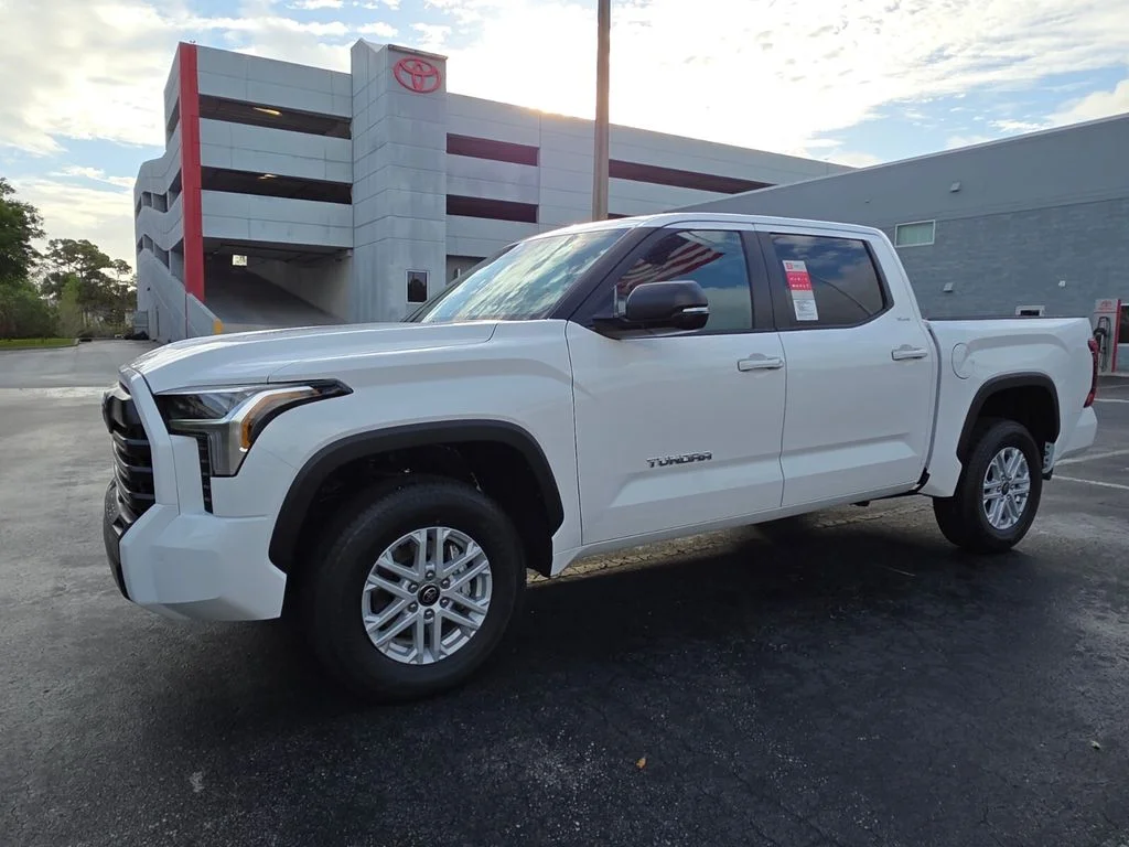 New 2026 Ice Cap Toyota  SR5 image 3