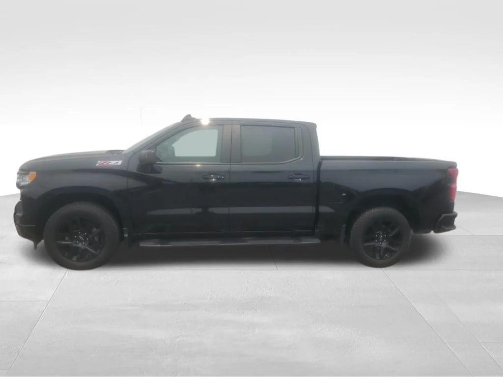 Used 2023 Black Chevrolet RST image 2