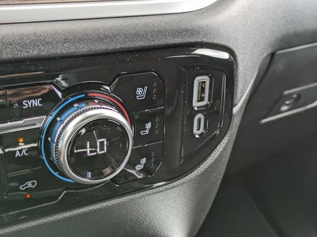 2026 GMC Sierra 1500 SLT - Photo 31