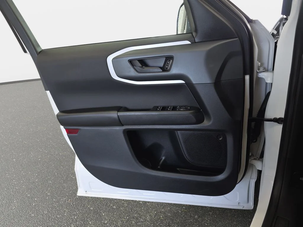 Used 2024 Oxford White Ford Big Bend image 27
