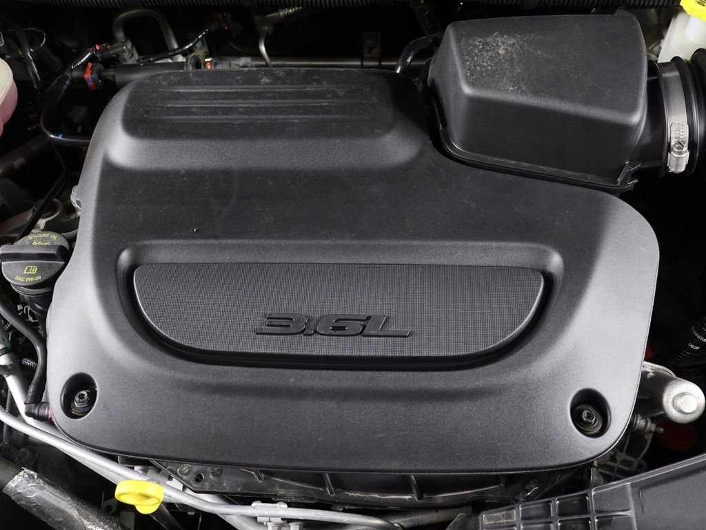 2025 Chrysler Pacifica Select - Photo 17