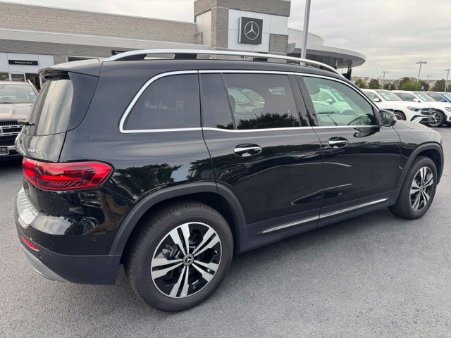 Used 2026 Night Black Mercedes-Benz GLB 250 image 23