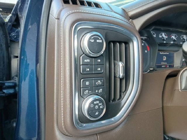 Used 2022 PACIFIC BLUE METALLIC GMC SLT image 10