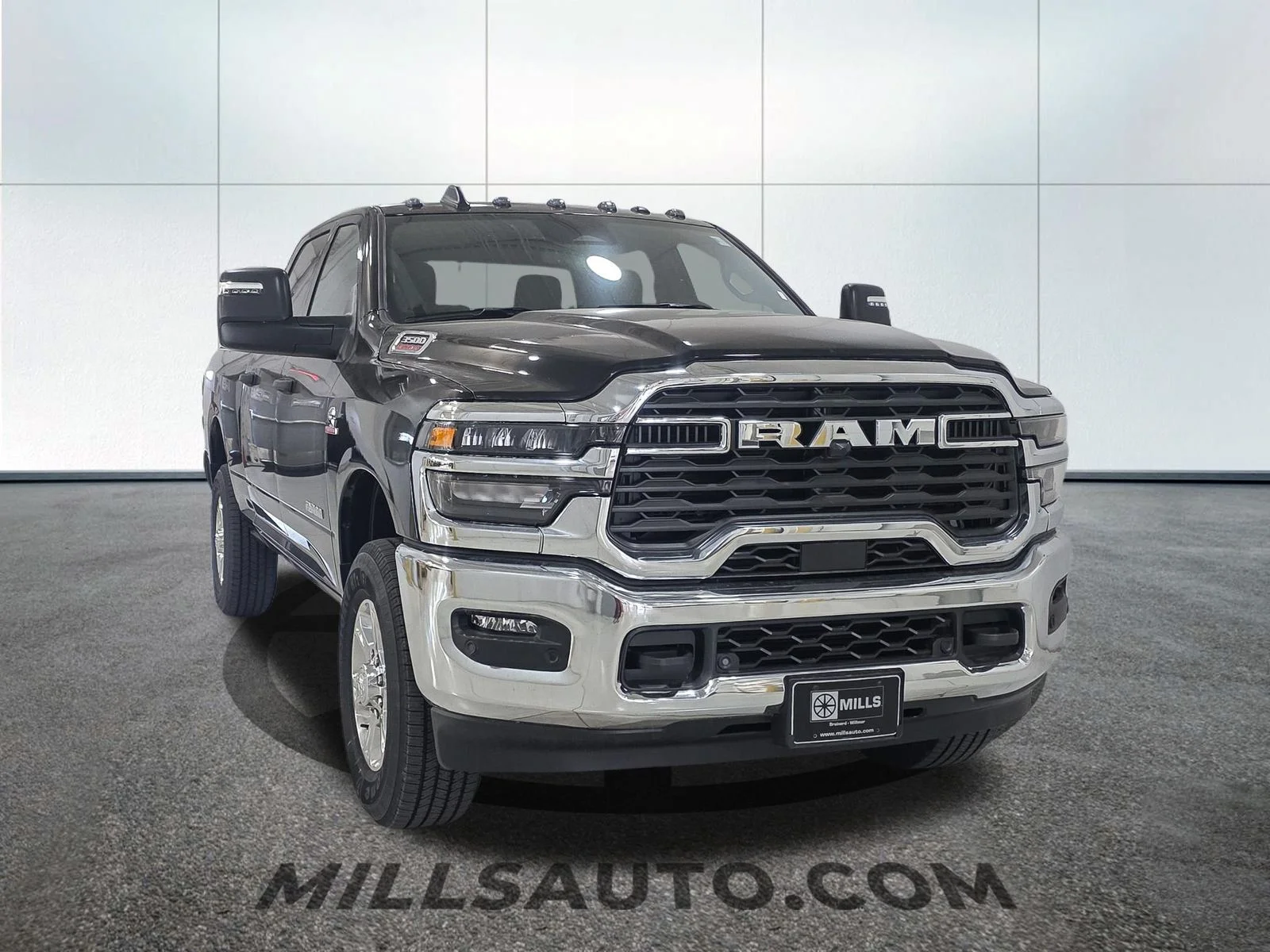 2026 RAM 3500 Big Horn - Photo 11