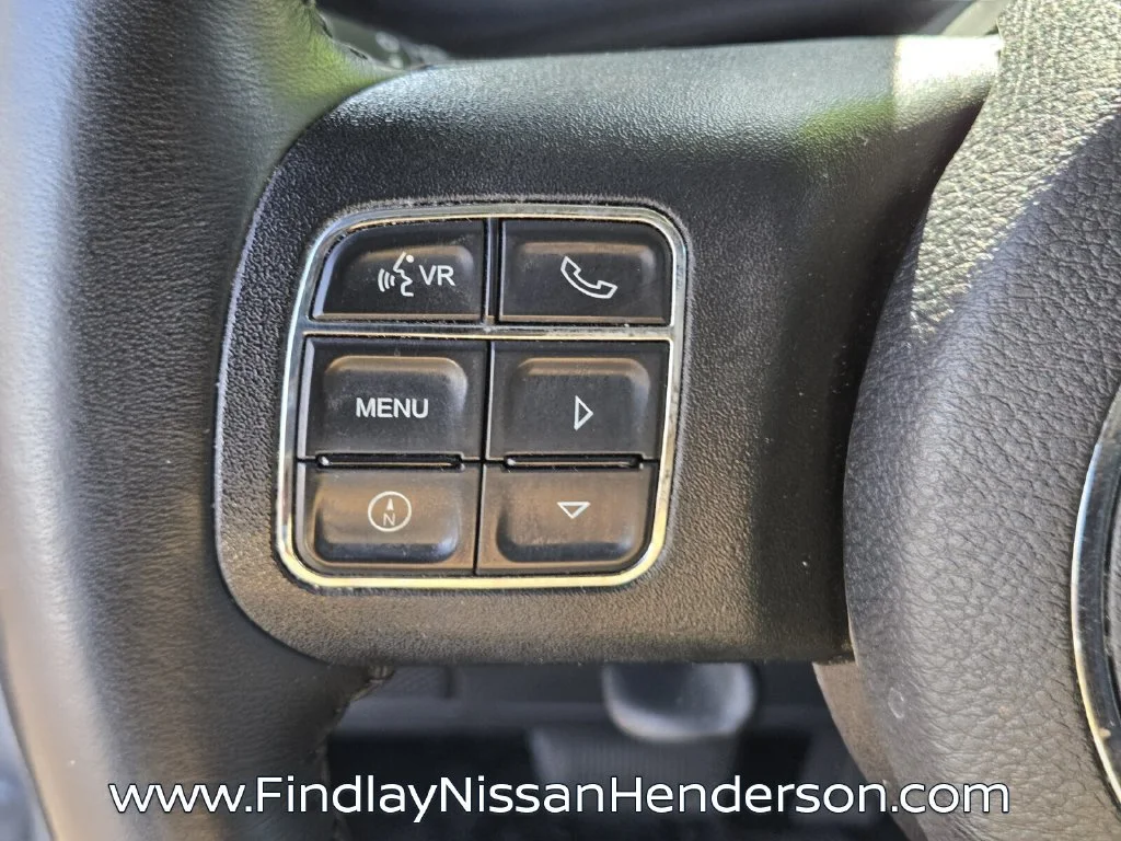 Used 2017 Silver Jeep Unlimited Rubicon image 22