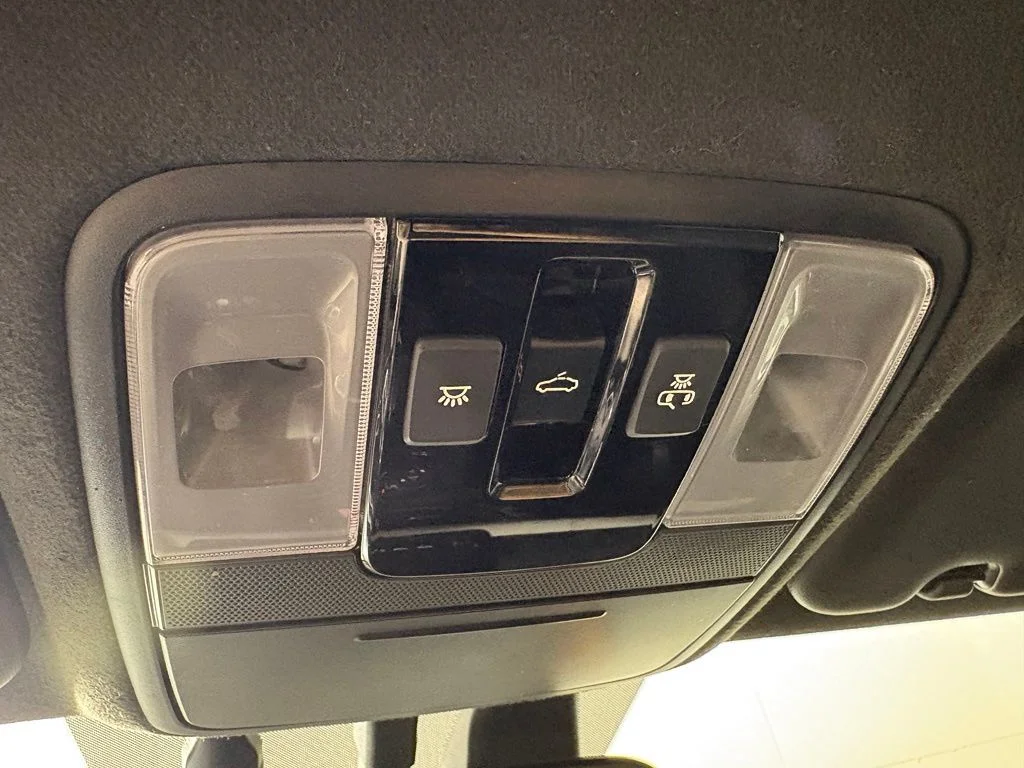 Used 2023 Black Kia GT image 37