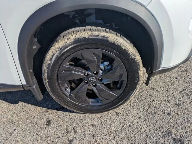 New 2026 Everest White Pearl TriCoat Nissan SV image 11