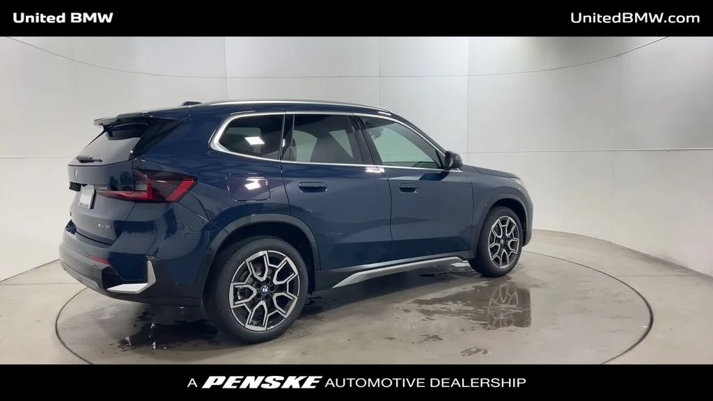 2026 BMW X1 28i - Photo 8