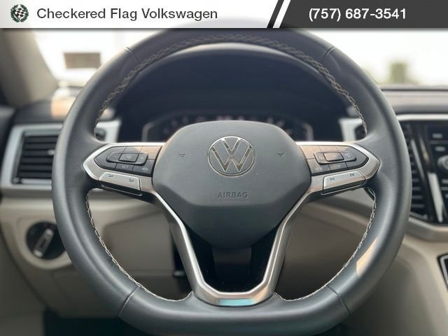 Used 2023 Pure White Volkswagen 3.6L V6 SE w/Technology image 34
