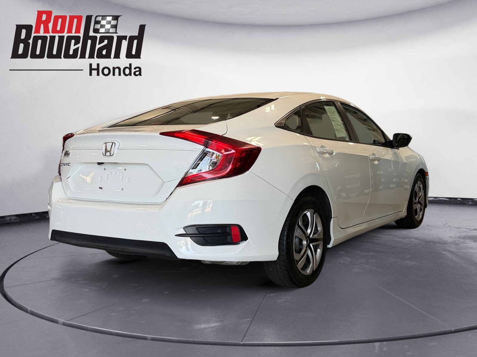 2018 Honda Civic LX - Photo 2