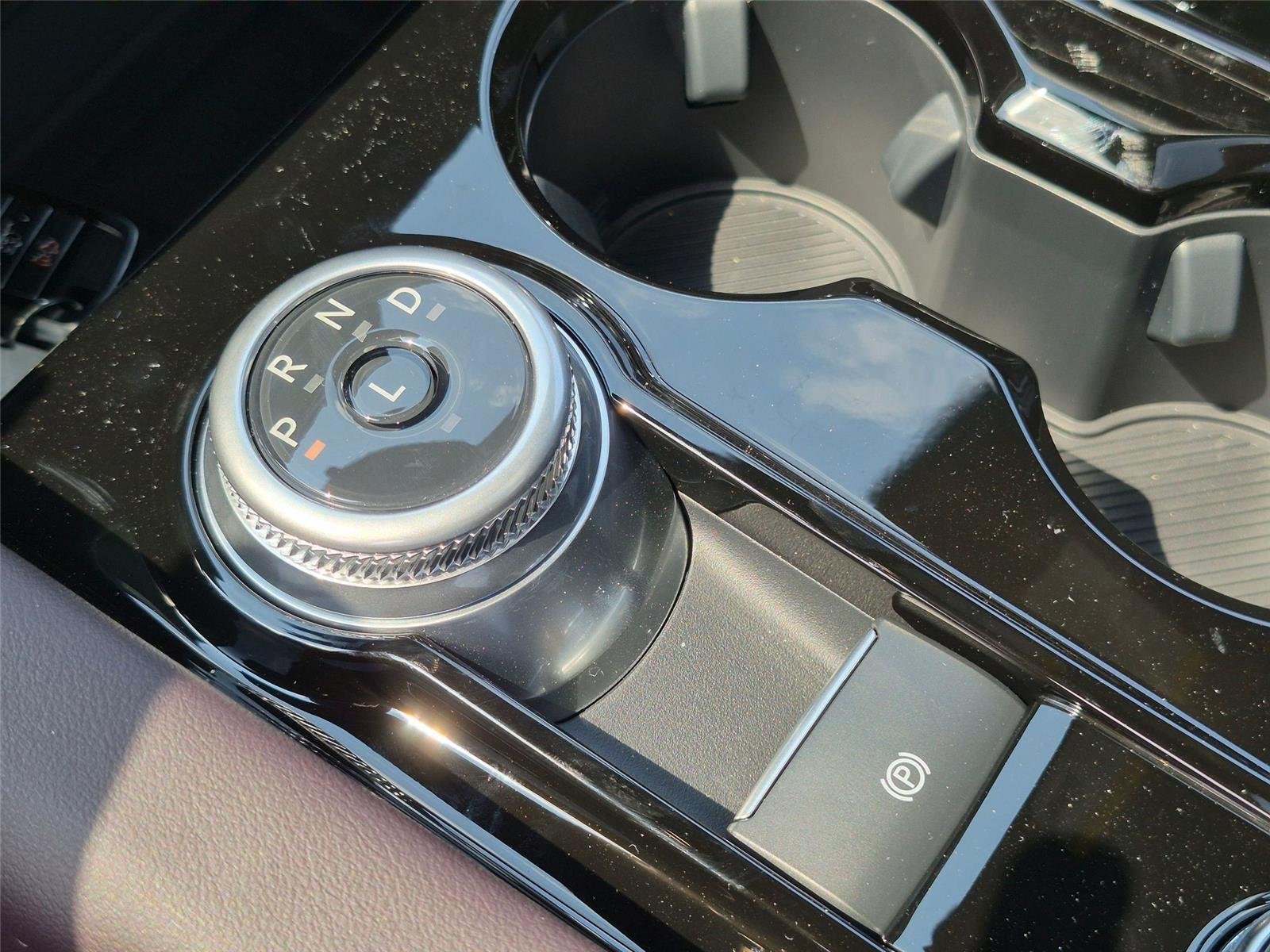 New 2026 Carbonized Gray Metallic Ford Platinum™ image 22