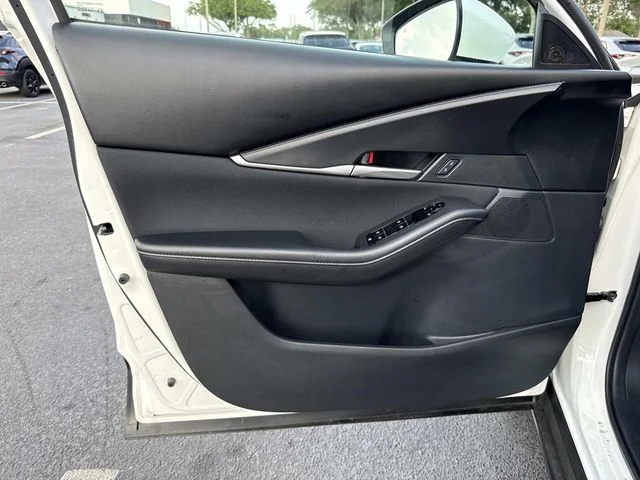 Certified Used 2025 White Mazda 2.5 S image 25