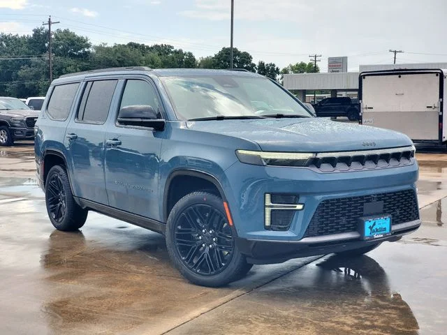 New 2026 Steel Blue Exterior Paint Jeep Limited Reserve image 31