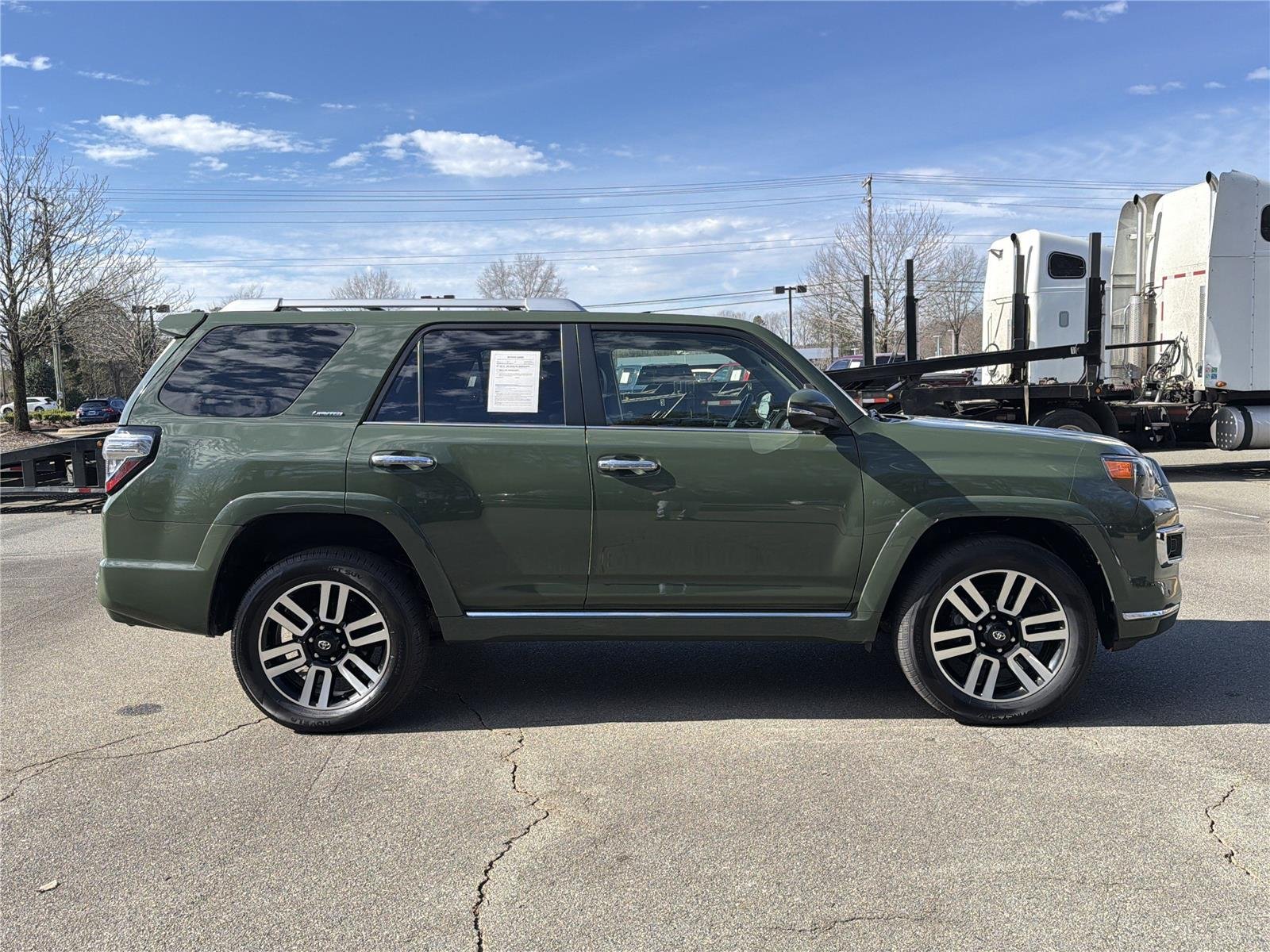 2022 Toyota 4Runner Limited - Photo 31