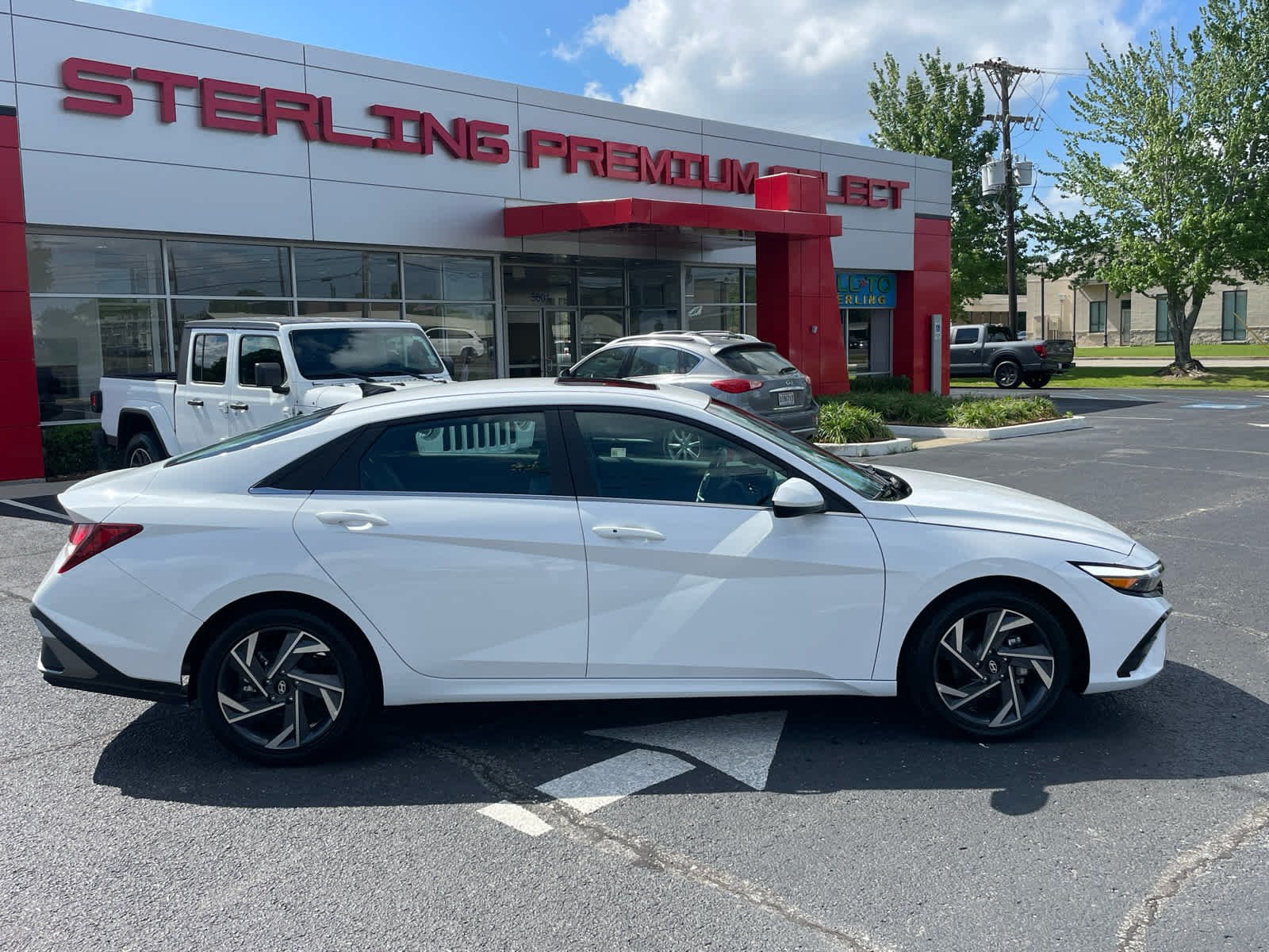 2025 Hyundai Elantra SEL