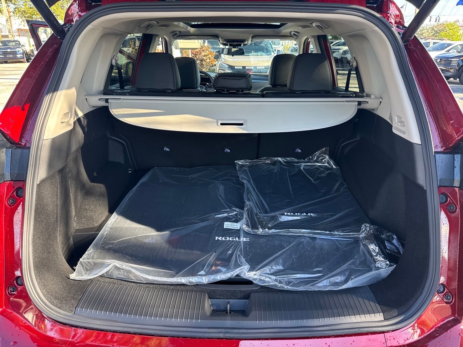 New 2026 Nissan Rogue Dark Armor 4D Sport Utility