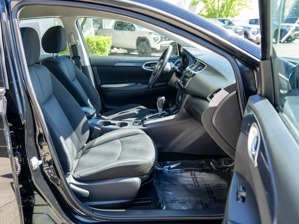 Used 2019 Black Nissan SR image 10