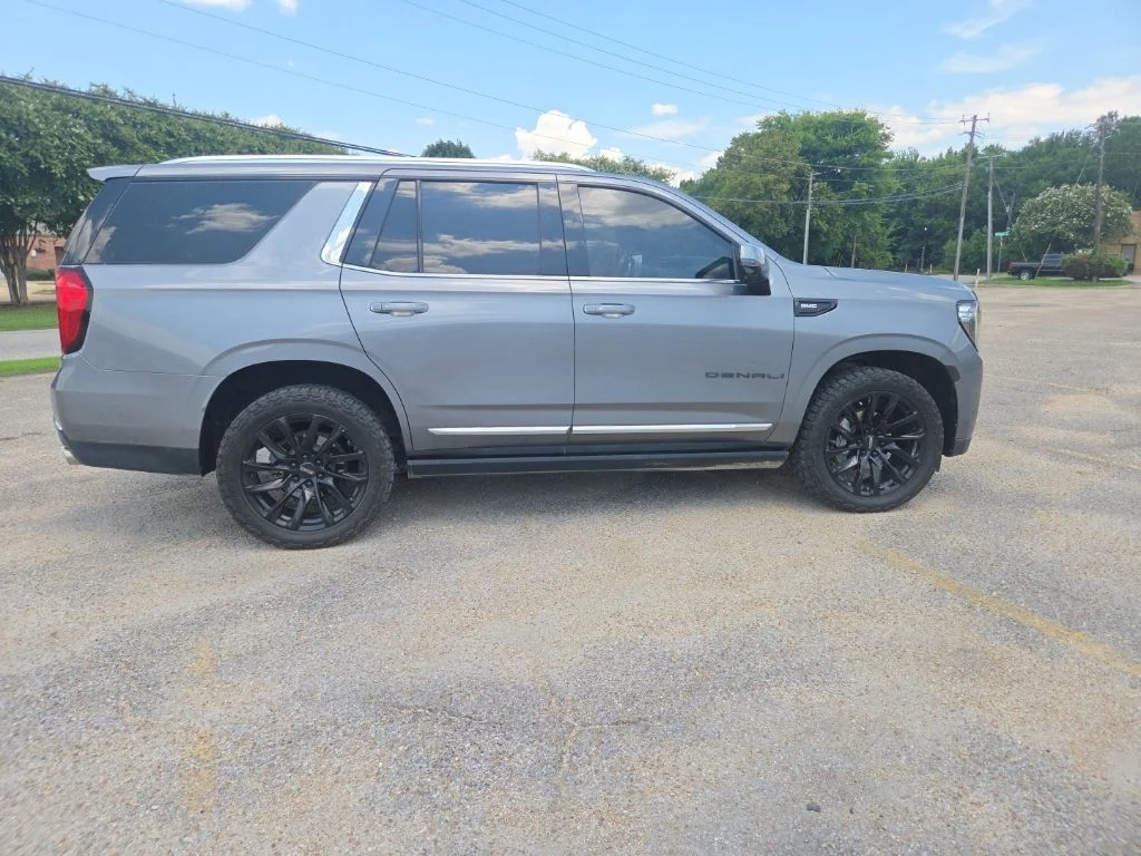 Used 2021 Gray GMC Denali image 18