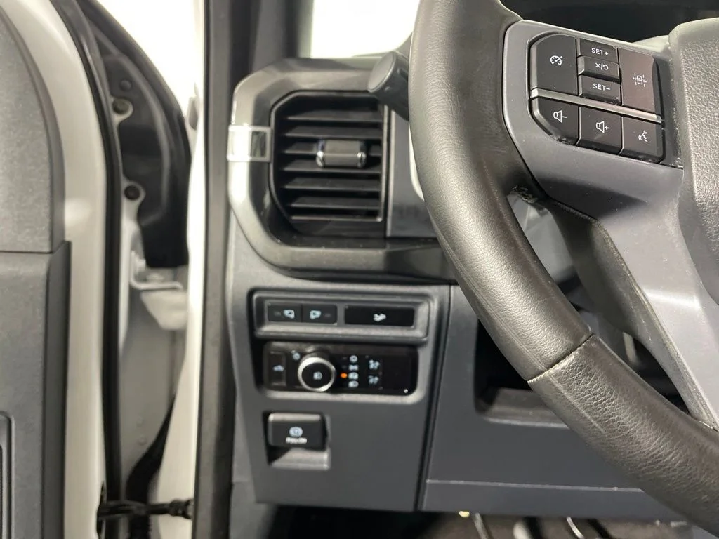 Used 2023 White Ford XLT image 14