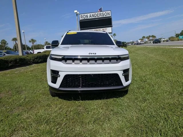 Used 2026 Bright White Cl Jeep Limited Reserve image 8