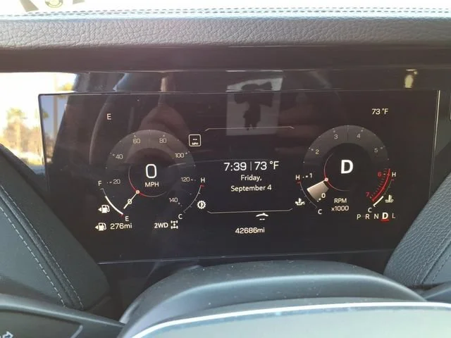 Used 2025 Summit White GMC Denali image 21