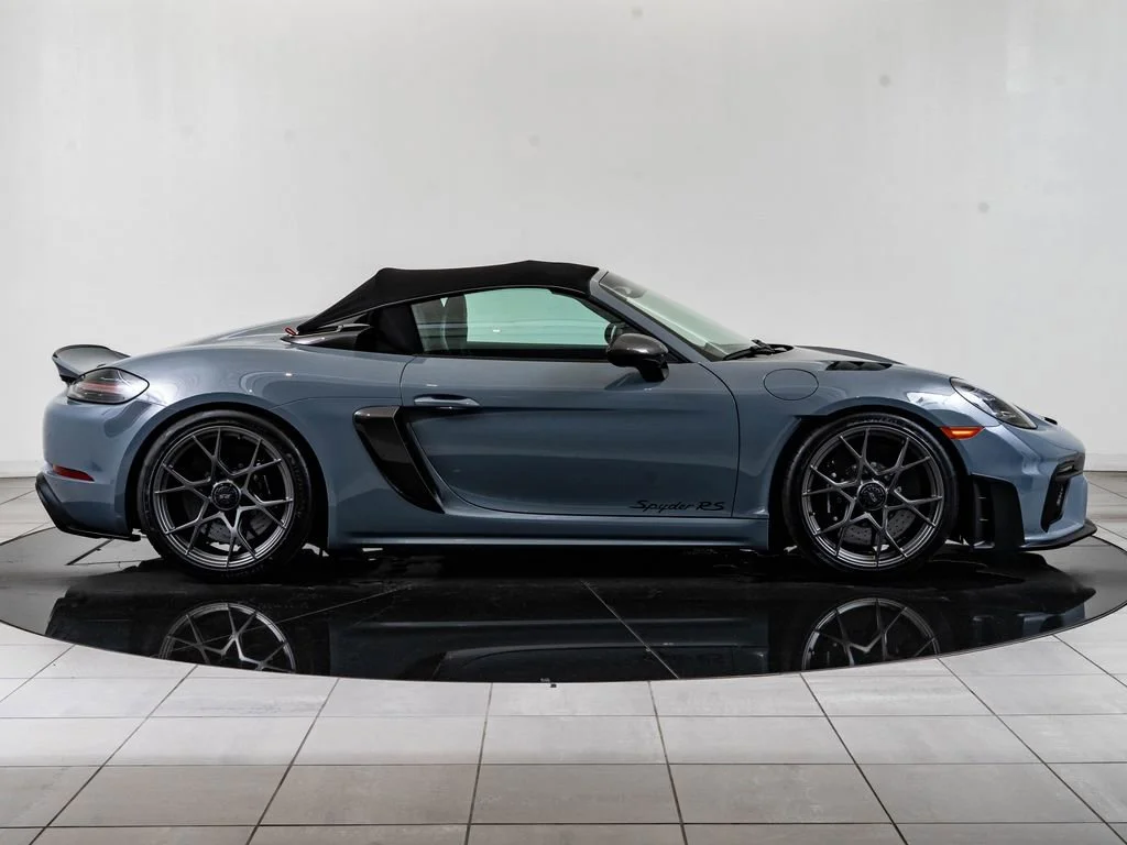 Used 2024 Arctic Grey Porsche RS image 9