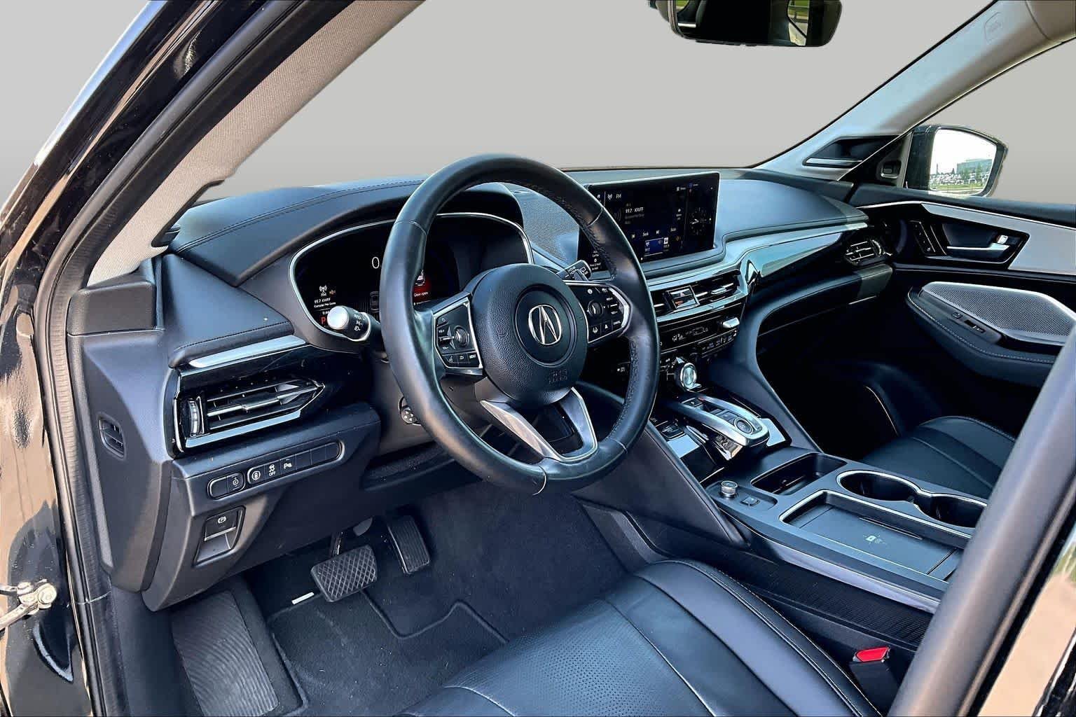 Used 2025 Majestic Black Pearl Acura w/Technology Package image 34