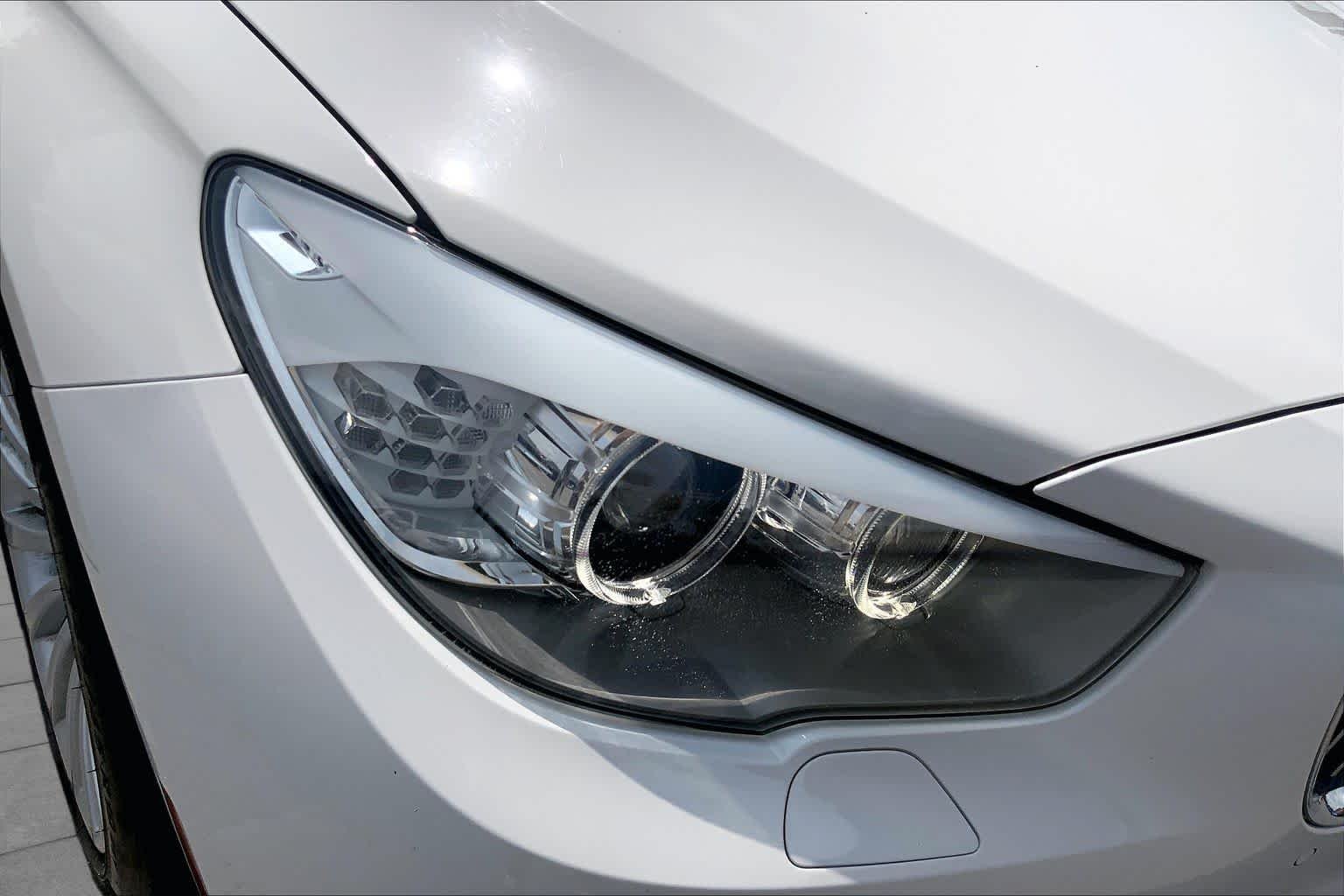 Used 2013 Alpine White BMW 535i image 28