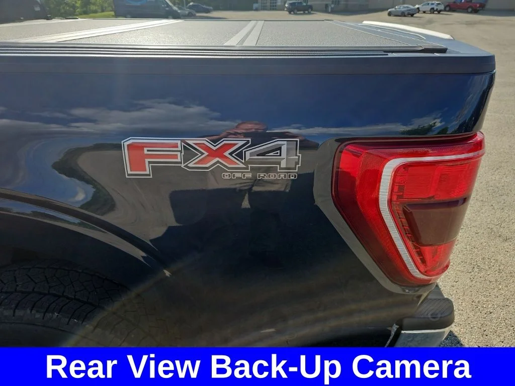 Used 2023 Blue Ford XLT image 33