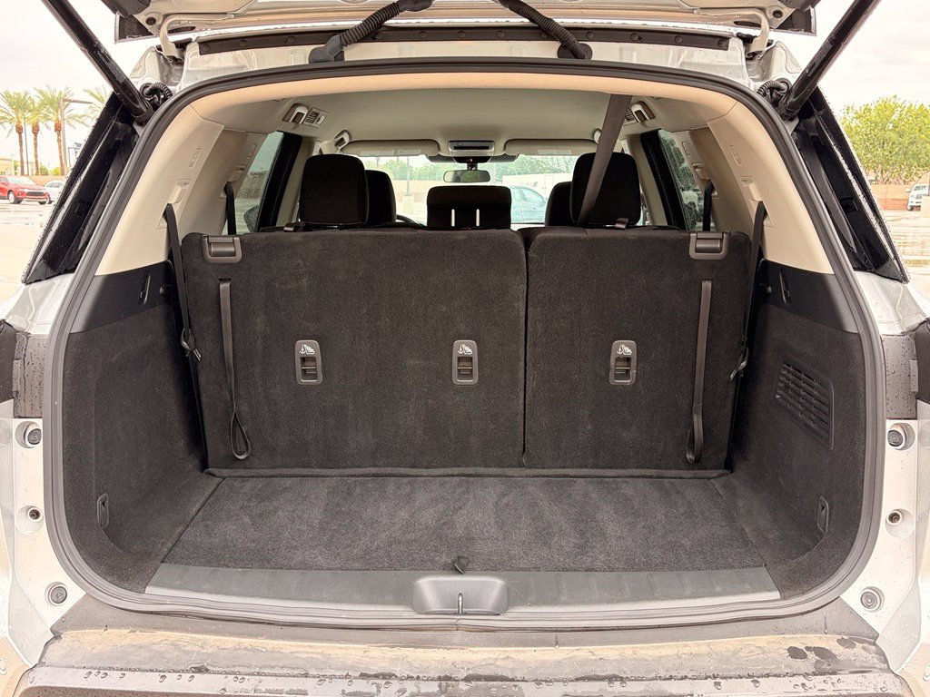 2025 Nissan Pathfinder SV - Photo 20